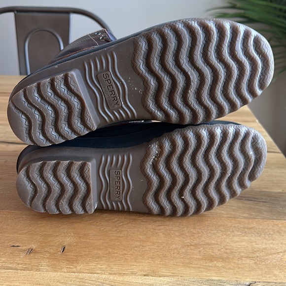 Sperry boots - Picture 4 of 5